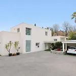 Californienne D'exception Avec Piscine Rouge A Villa *