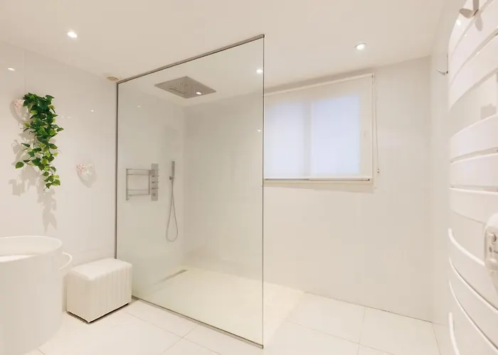 别墅 Californienne D'exception Avec Piscine Rouge A 昂蒂布